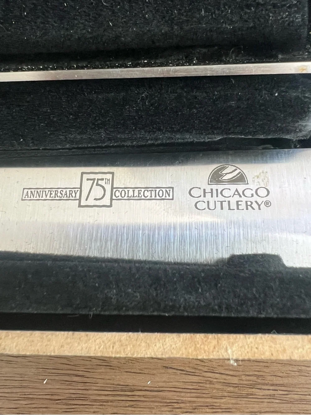 Chicago Cutlery 75th Anniversary Landmark Edition 8-Piece Steak Knife BOXSet NEW